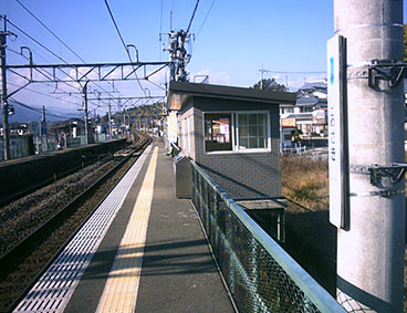 ����w���w��