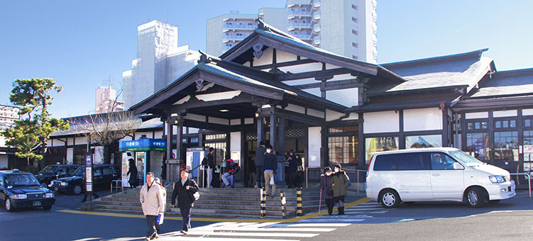 高尾駅