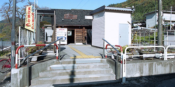 ����w���w��