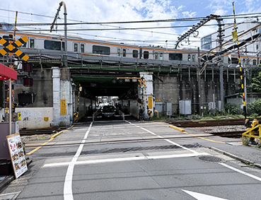 ������ ��X�؉w