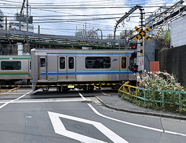 ������ ��X�؉w