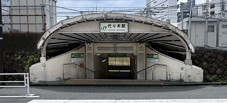 ������ ��X�؉w