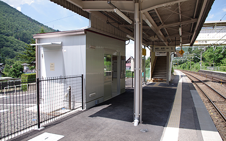 ���o���w