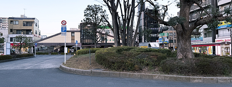 �~�� �����w