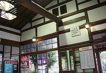 ���m���w