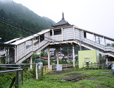 �~�� ���w