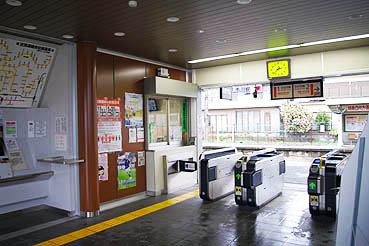 �������ˉw