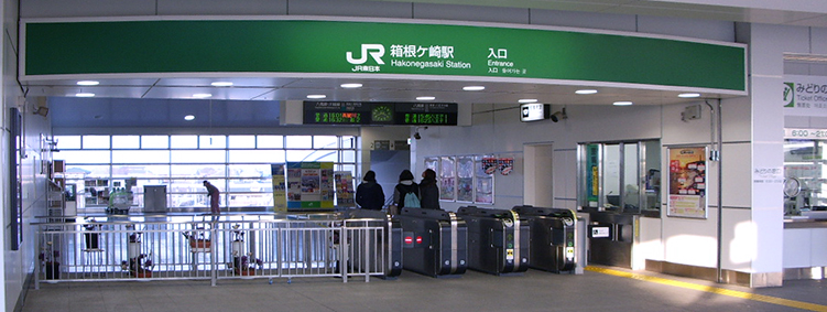 �����P��w