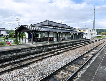 ���C�� �H�����w