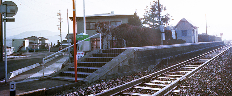 ���c���w