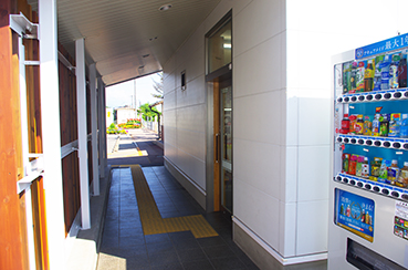 ����s��w