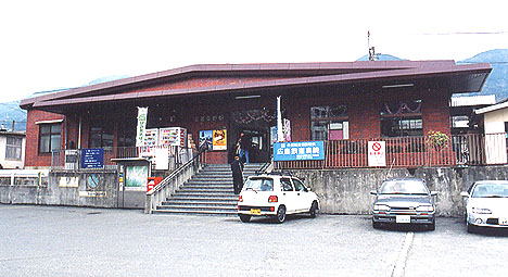 ���|����w