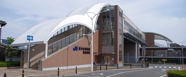 �͂�܏����w