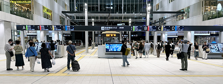 �R�z�� �L���w