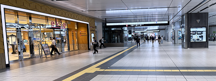 �R�z�� �L���w