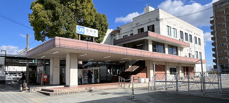 �R�z�� ��a�w