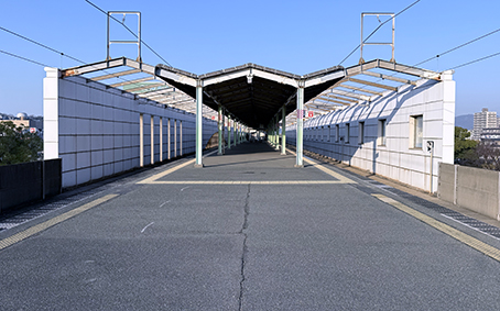 �R�z�� �h�{�w