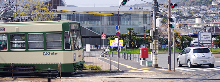 ���L���w