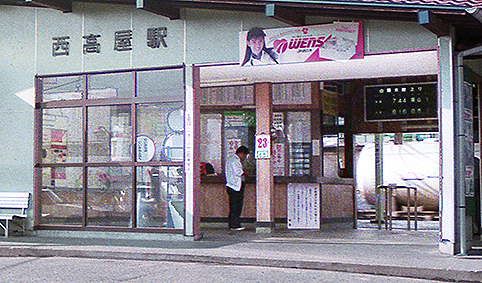 �������w