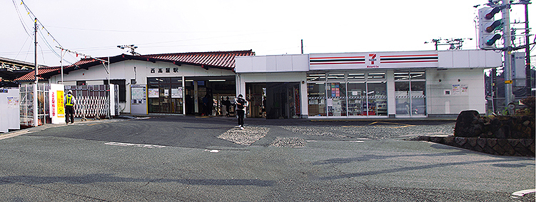 �������w