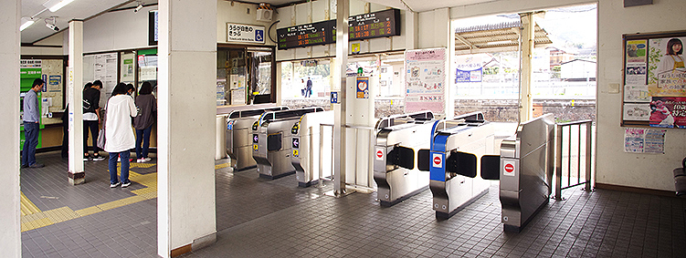 �������w