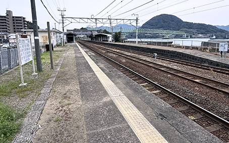 �R�z�� �唩�w