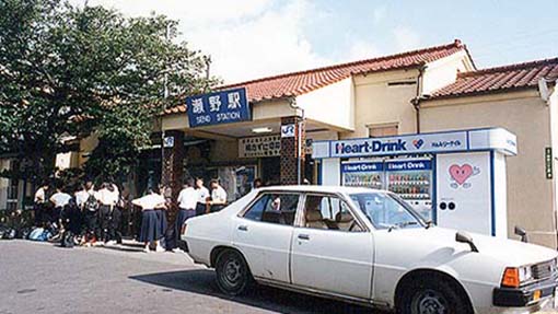 ����w���w��