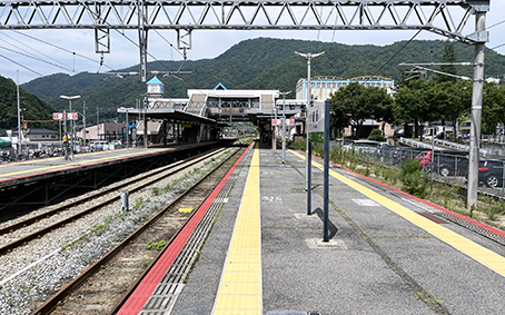 �R�z�� ����w