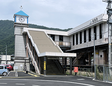 �R�z�� ����w