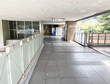 �R�z�� ����w