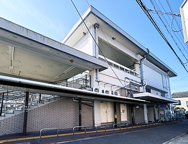 �R�z�� �{���w