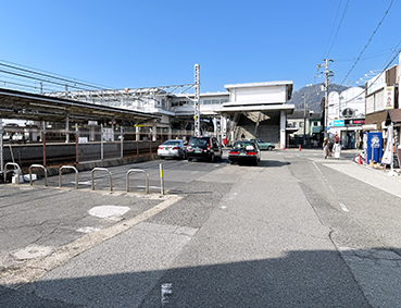 �R�z�� �{���w