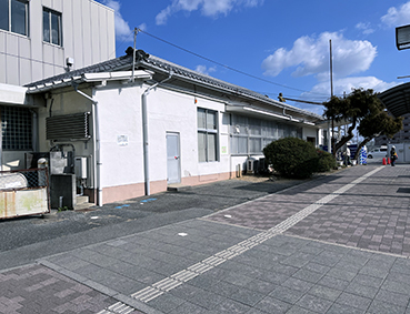 �R�z�� ����w