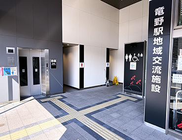 �R�z�� ����w