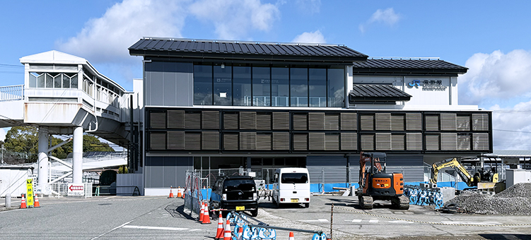 �R�z�� ����w