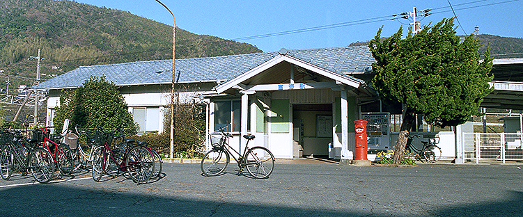 �R�z�� �x�C�w