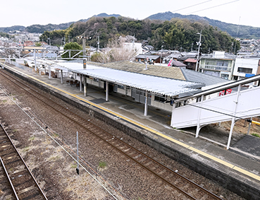 �R�z�� �R�F�w