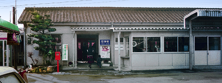 ��_�w ���w��