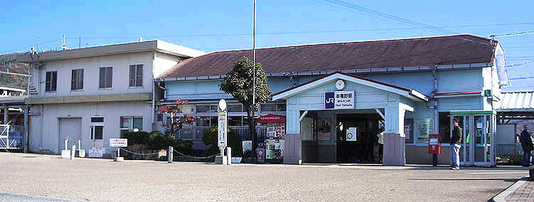 �{����w�@���w��