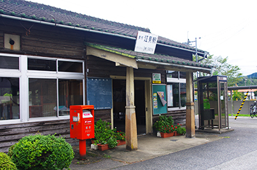 ����]���w