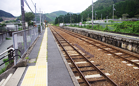 ���I���w