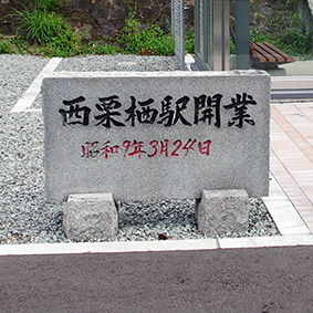 ���I���w