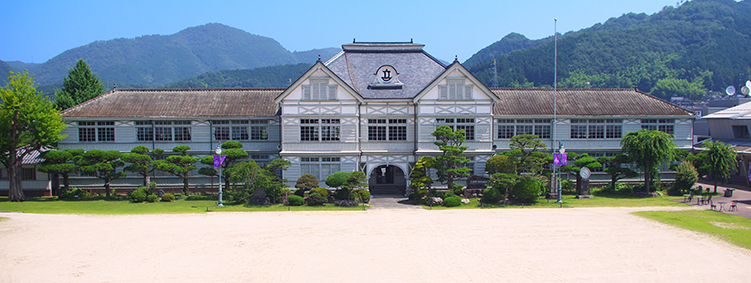 旧 遷喬尋常小学校