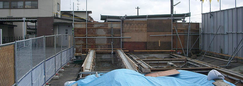 ���O��{�w