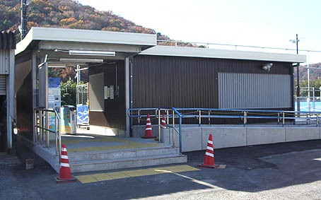 ���O��{�w