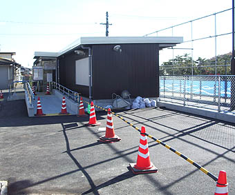 ���O��{�w