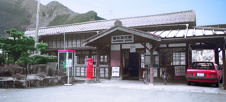 �����_��w