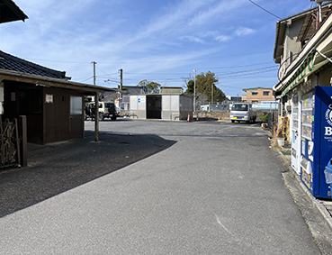 ������ ���c���w