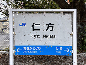 ���� �m���w ���w��