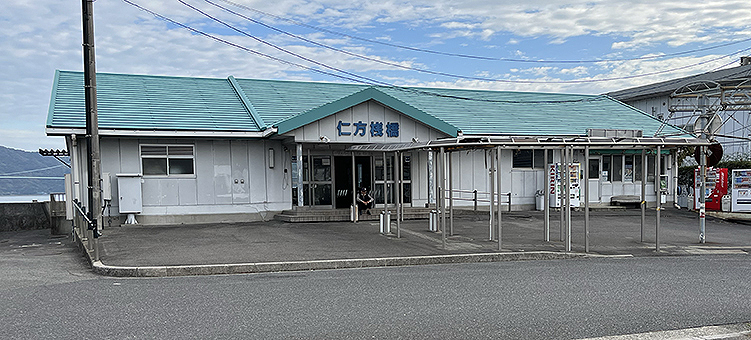 ���� �m���w ���w��